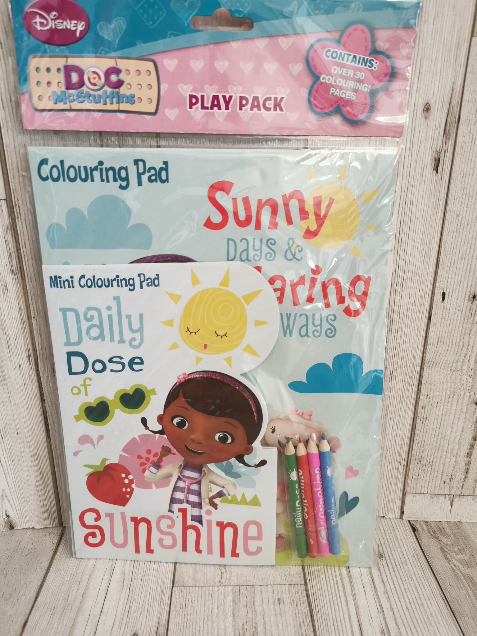 Doc Mc Stuffins Colouring Set