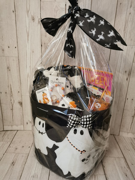 Halloween Girls BOO Basket (Magic Pox Book)